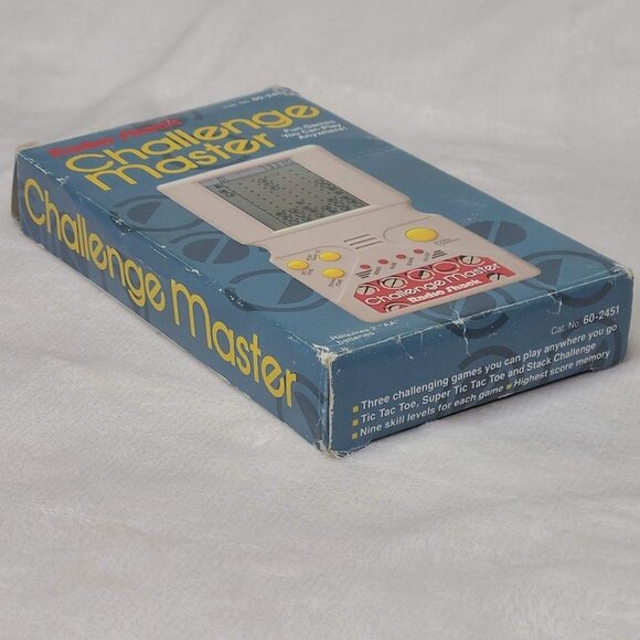 Radio Shack Challenger Master Handheld Electronic Game 3 in one With Box Works - Picture 4 of 12